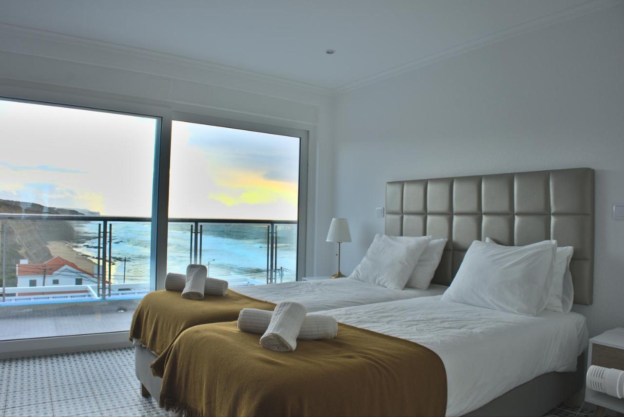 Mega Ocean Magoito - Guest House - Sintra Bagian luar foto
