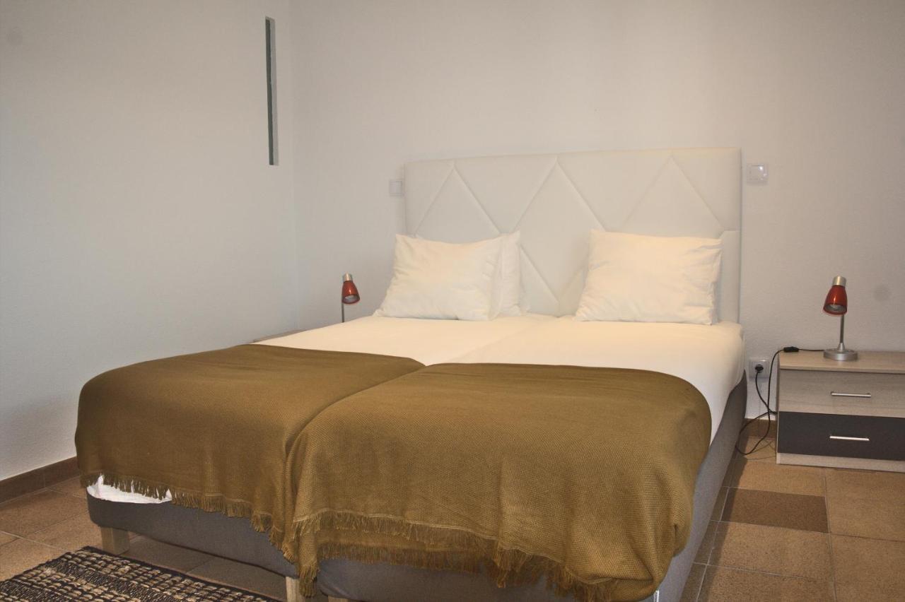 Mega Ocean Magoito - Guest House - Sintra Bagian luar foto
