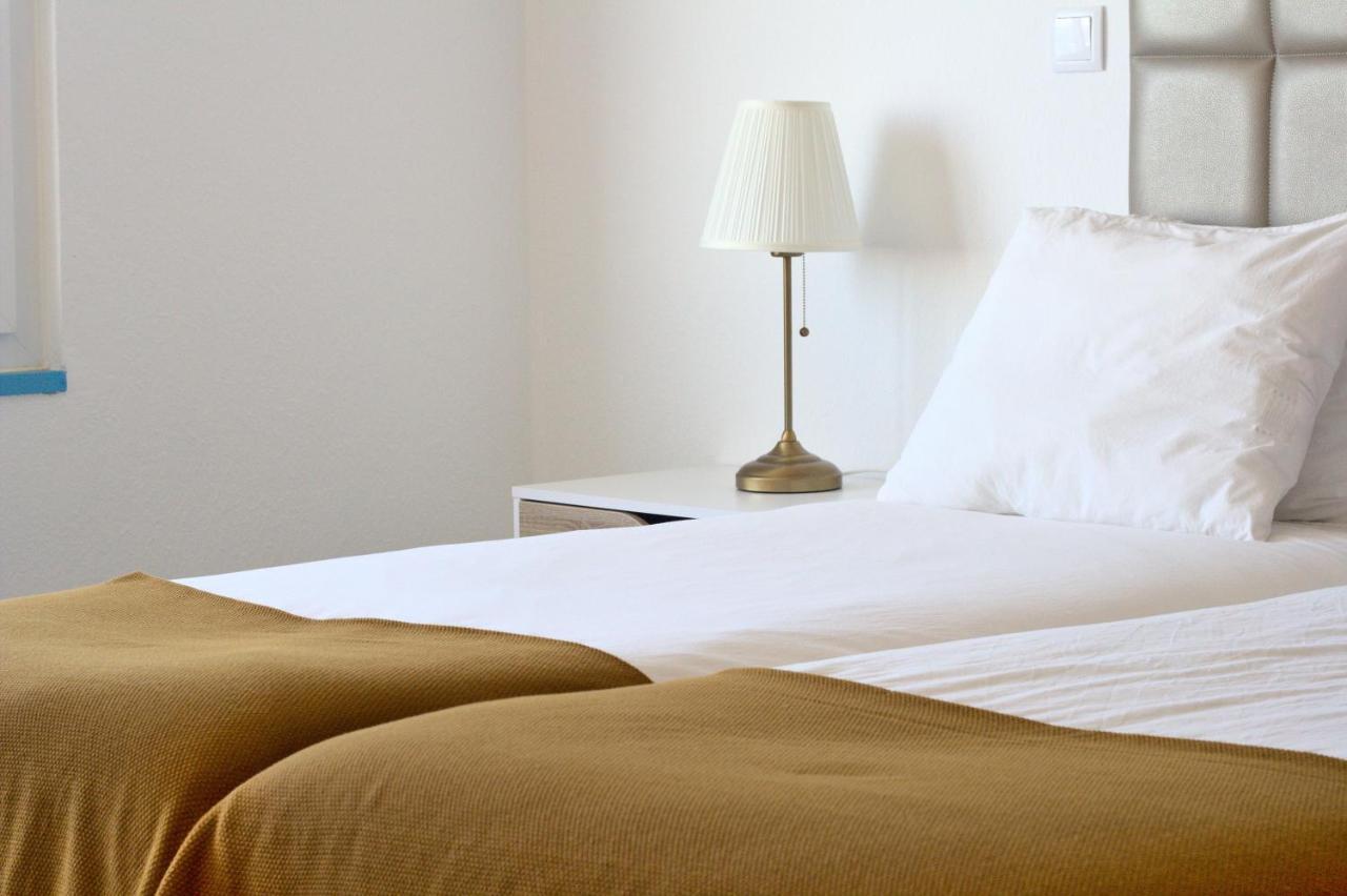 Mega Ocean Magoito - Guest House - Sintra Bagian luar foto